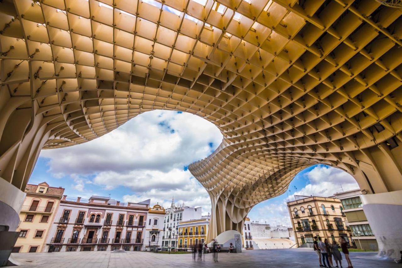 Froilan City Walls By Valcambre, Seville
